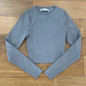 Zara Gray Stretchy Sweater Cropped Long sleeve size Small